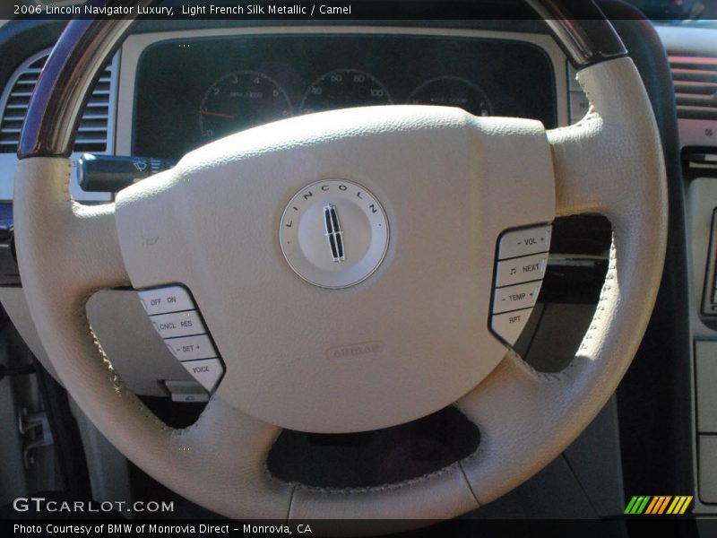 Light French Silk Metallic / Camel 2006 Lincoln Navigator Luxury