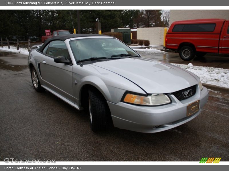 Silver Metallic / Dark Charcoal 2004 Ford Mustang V6 Convertible