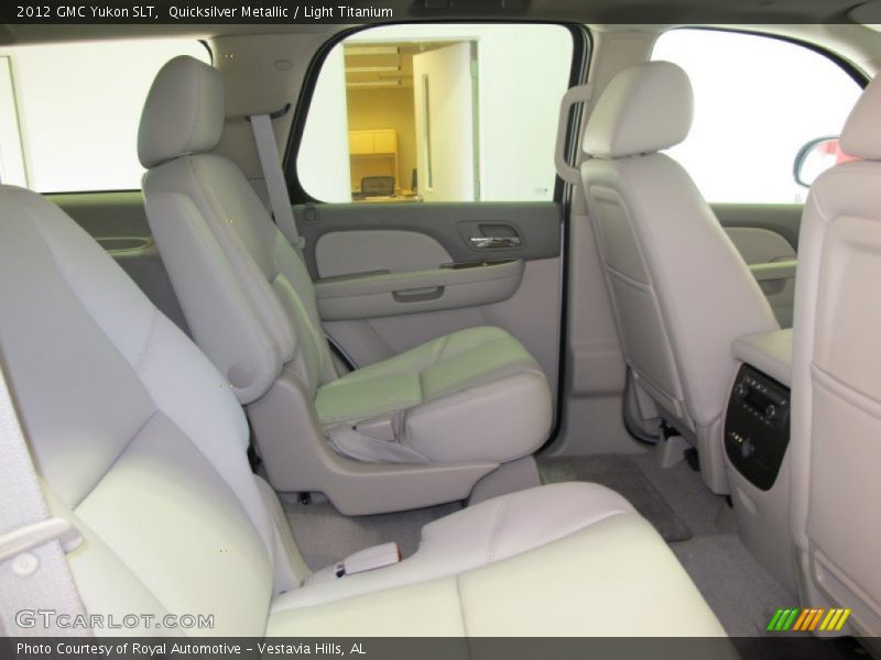 Quicksilver Metallic / Light Titanium 2012 GMC Yukon SLT