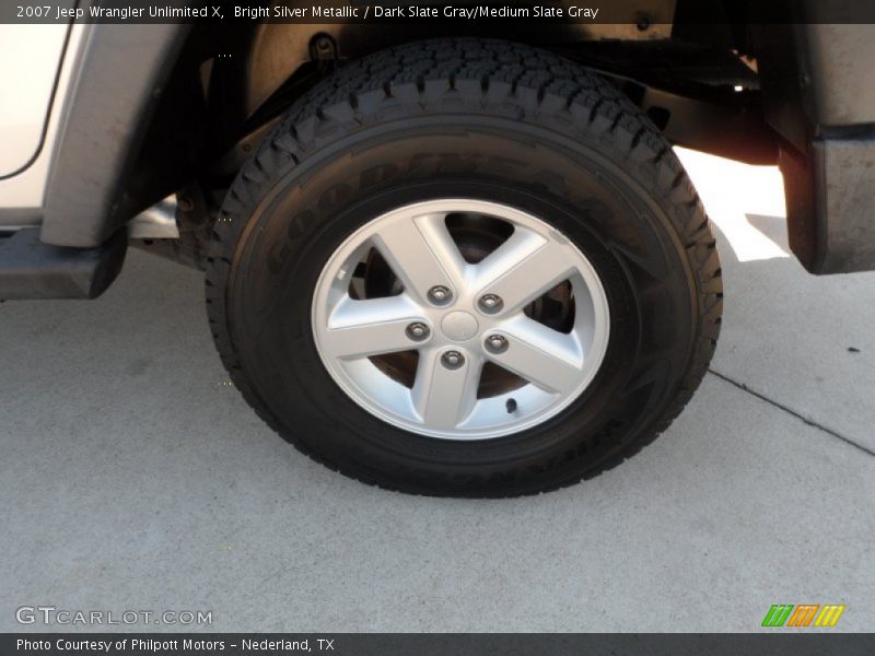 Bright Silver Metallic / Dark Slate Gray/Medium Slate Gray 2007 Jeep Wrangler Unlimited X