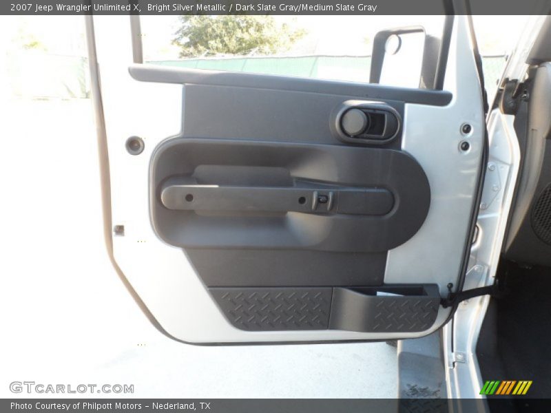Bright Silver Metallic / Dark Slate Gray/Medium Slate Gray 2007 Jeep Wrangler Unlimited X