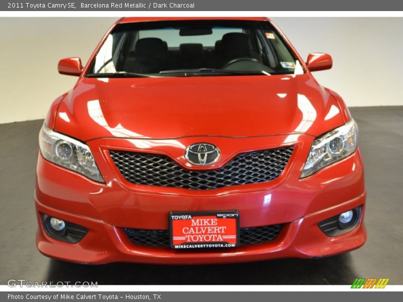 Barcelona Red Metallic / Dark Charcoal 2011 Toyota Camry SE