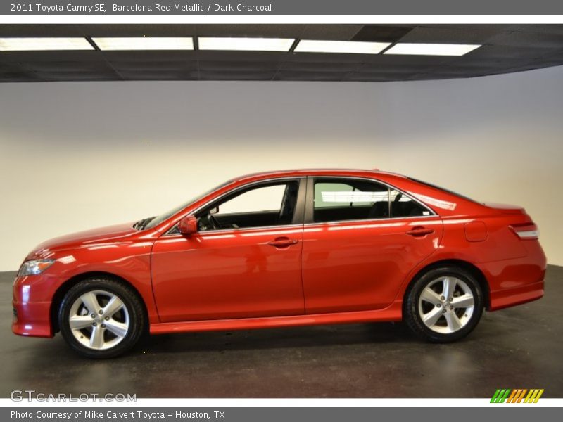 Barcelona Red Metallic / Dark Charcoal 2011 Toyota Camry SE