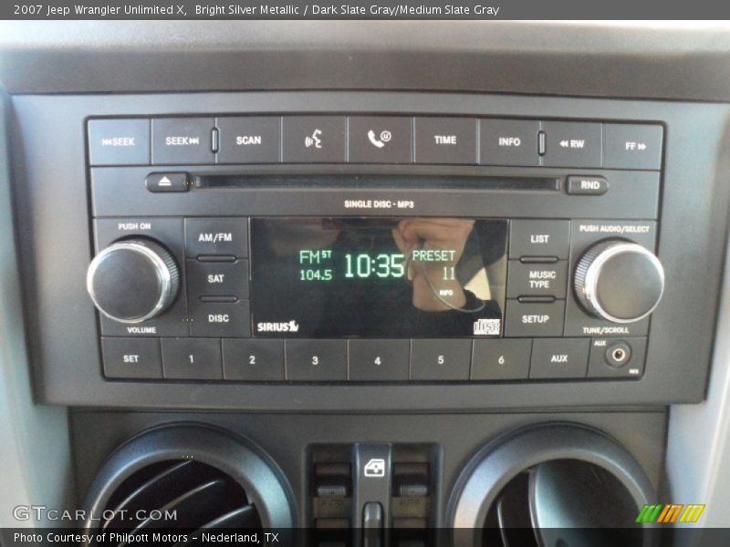 Bright Silver Metallic / Dark Slate Gray/Medium Slate Gray 2007 Jeep Wrangler Unlimited X
