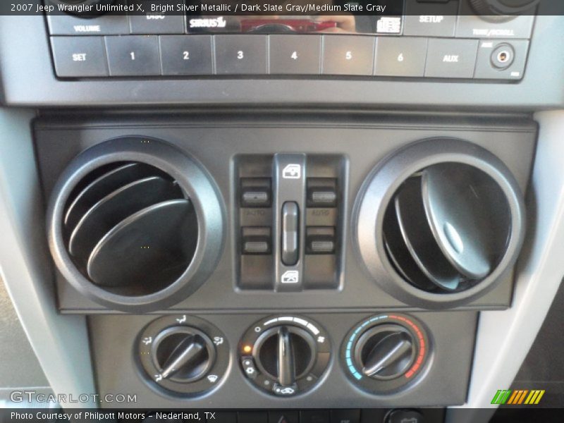 Bright Silver Metallic / Dark Slate Gray/Medium Slate Gray 2007 Jeep Wrangler Unlimited X