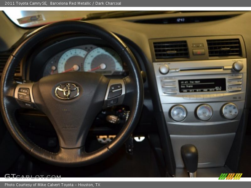 Barcelona Red Metallic / Dark Charcoal 2011 Toyota Camry SE
