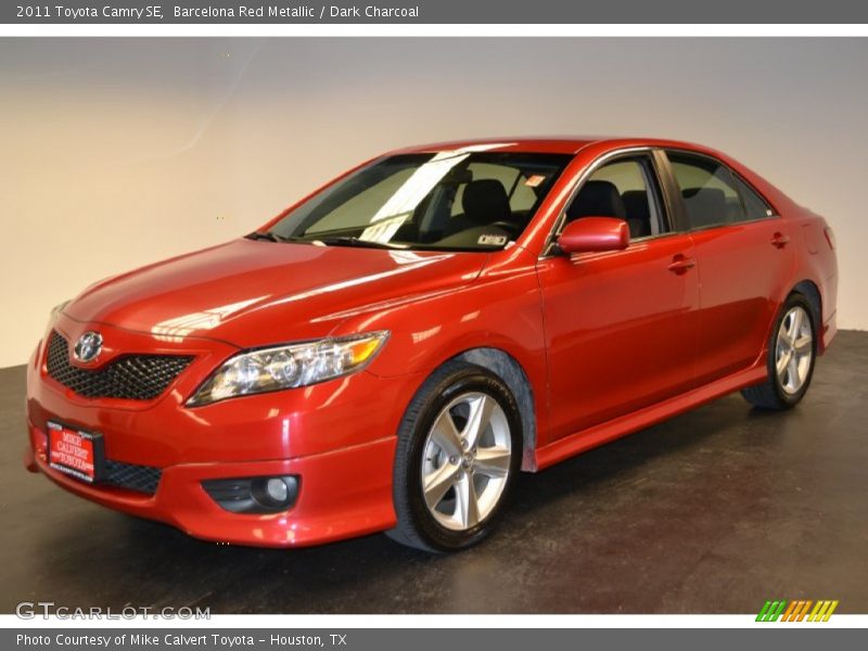 Barcelona Red Metallic / Dark Charcoal 2011 Toyota Camry SE