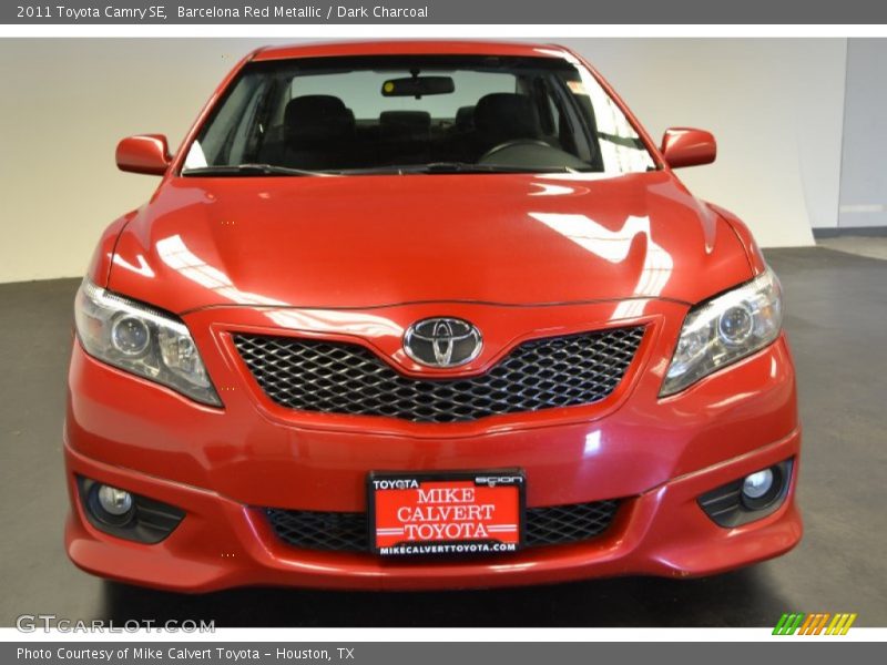 Barcelona Red Metallic / Dark Charcoal 2011 Toyota Camry SE