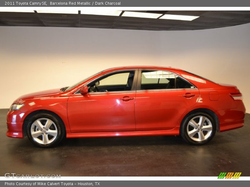 Barcelona Red Metallic / Dark Charcoal 2011 Toyota Camry SE