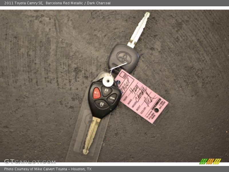 Barcelona Red Metallic / Dark Charcoal 2011 Toyota Camry SE