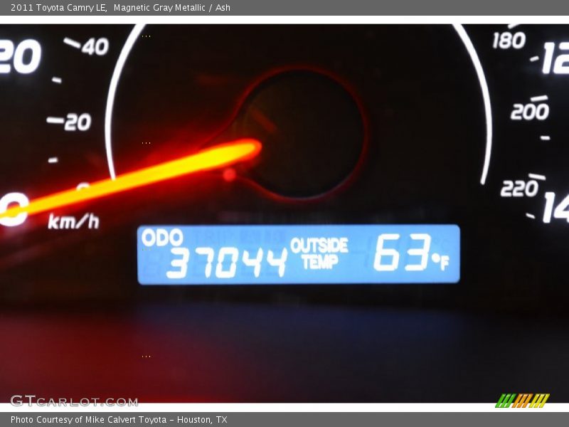 Magnetic Gray Metallic / Ash 2011 Toyota Camry LE