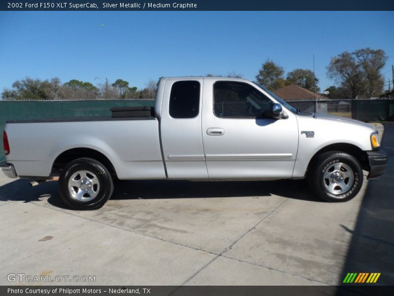 Silver Metallic / Medium Graphite 2002 Ford F150 XLT SuperCab