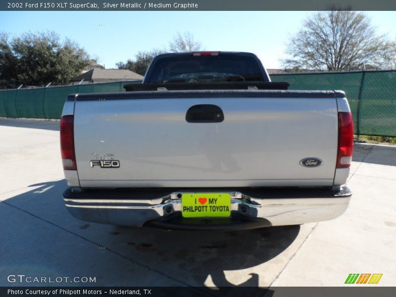 Silver Metallic / Medium Graphite 2002 Ford F150 XLT SuperCab