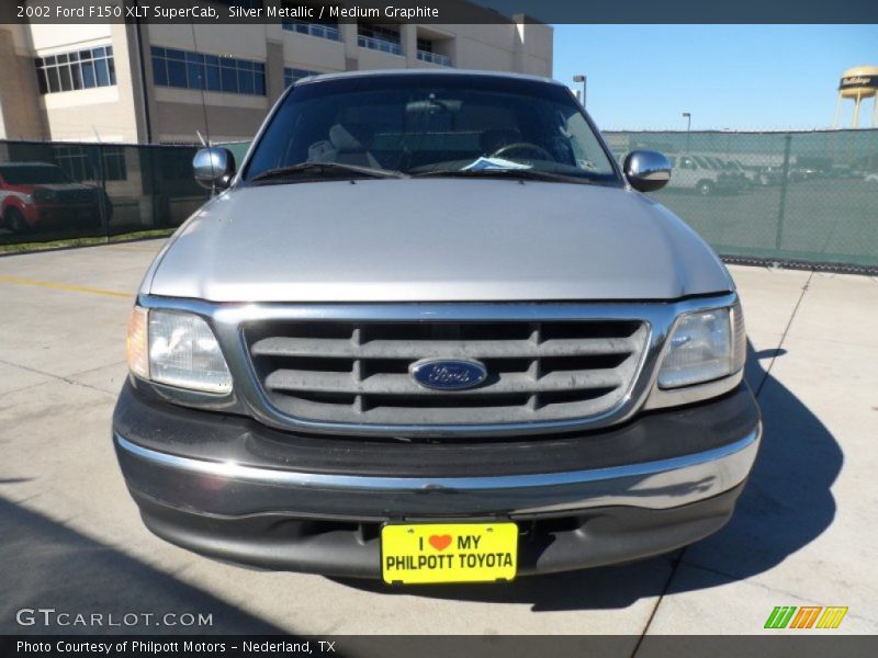 Silver Metallic / Medium Graphite 2002 Ford F150 XLT SuperCab