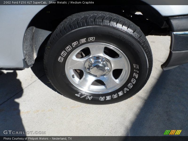 Silver Metallic / Medium Graphite 2002 Ford F150 XLT SuperCab