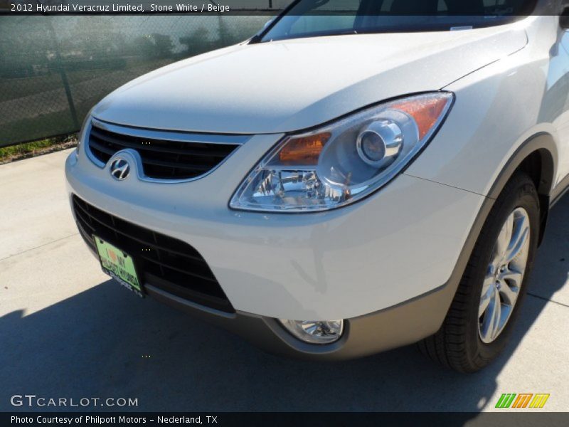 Stone White / Beige 2012 Hyundai Veracruz Limited