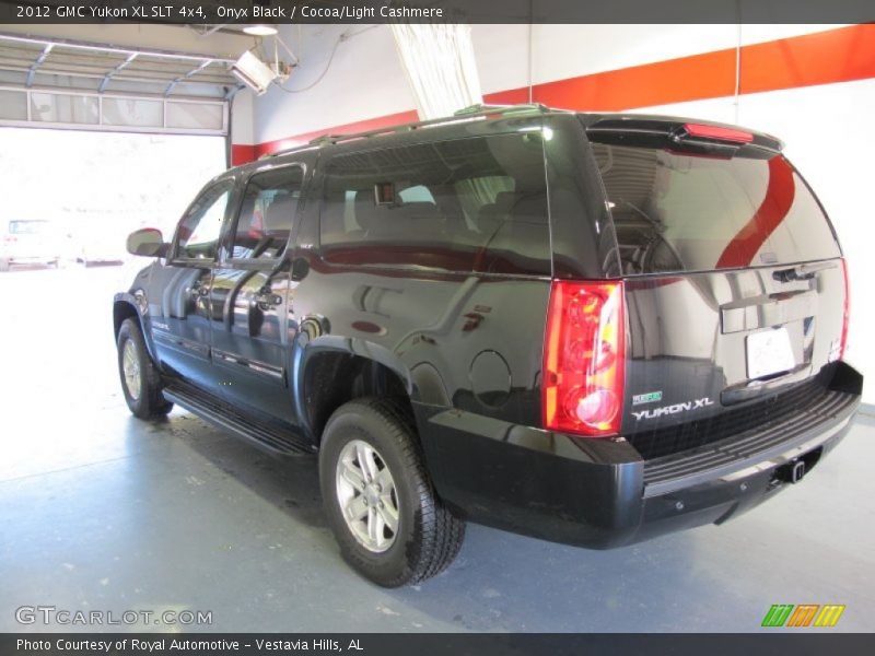 Onyx Black / Cocoa/Light Cashmere 2012 GMC Yukon XL SLT 4x4