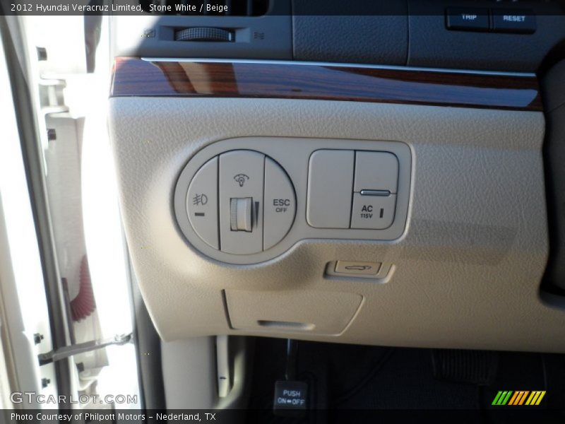 Stone White / Beige 2012 Hyundai Veracruz Limited