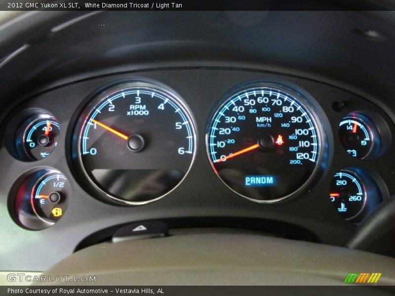 White Diamond Tricoat / Light Tan 2012 GMC Yukon XL SLT