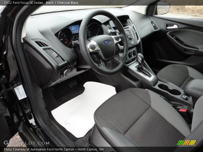 Black / Charcoal Black 2012 Ford Focus SE Sedan