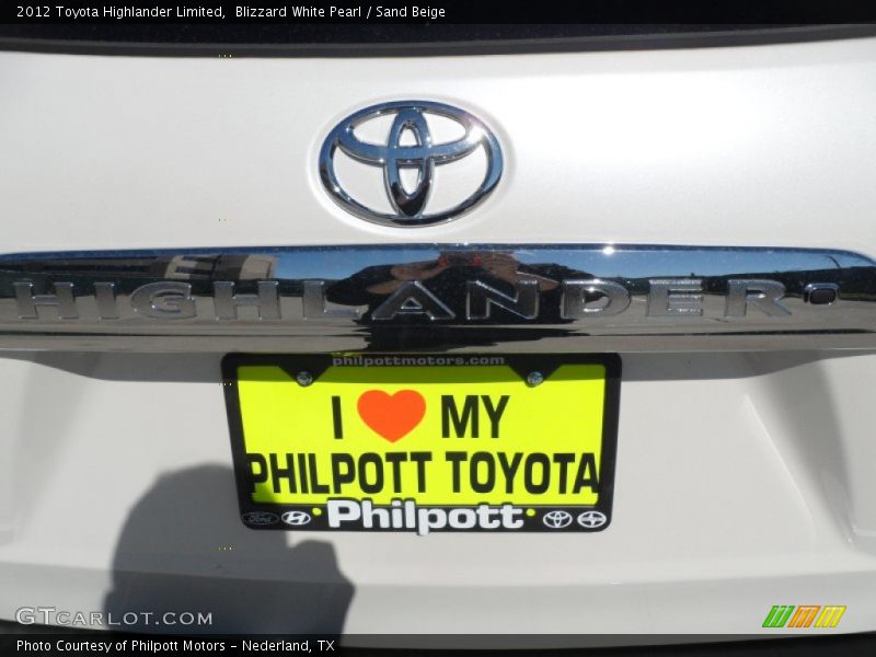 Blizzard White Pearl / Sand Beige 2012 Toyota Highlander Limited