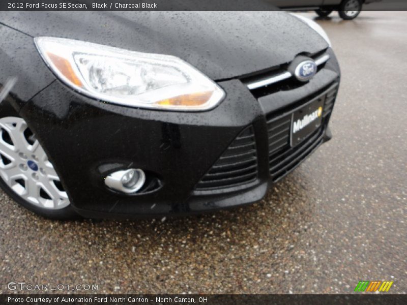 Black / Charcoal Black 2012 Ford Focus SE Sedan