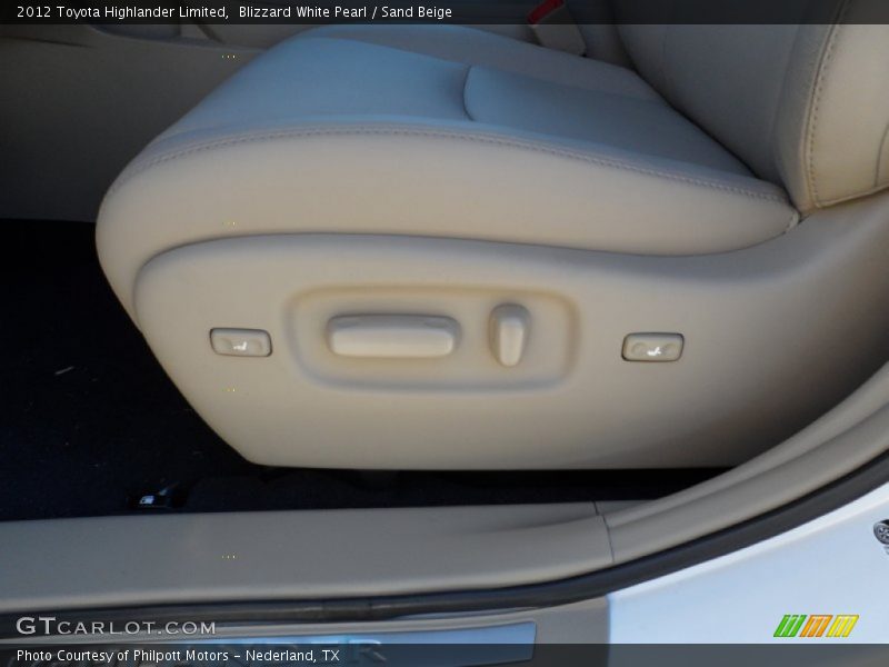 Blizzard White Pearl / Sand Beige 2012 Toyota Highlander Limited