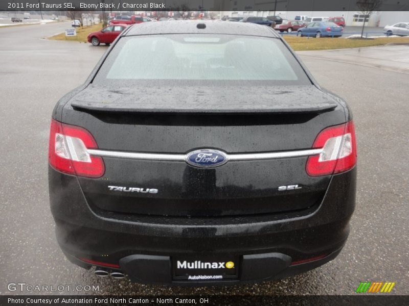 Ebony Black / Charcoal Black 2011 Ford Taurus SEL