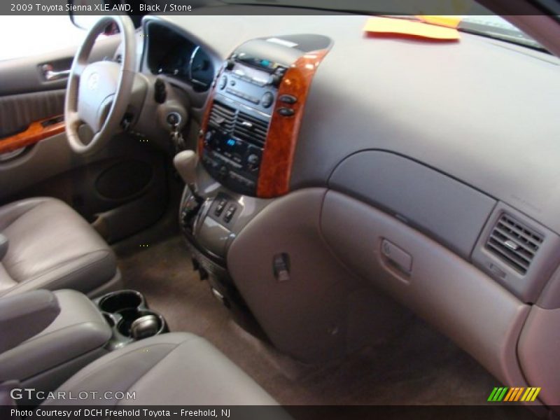 Black / Stone 2009 Toyota Sienna XLE AWD