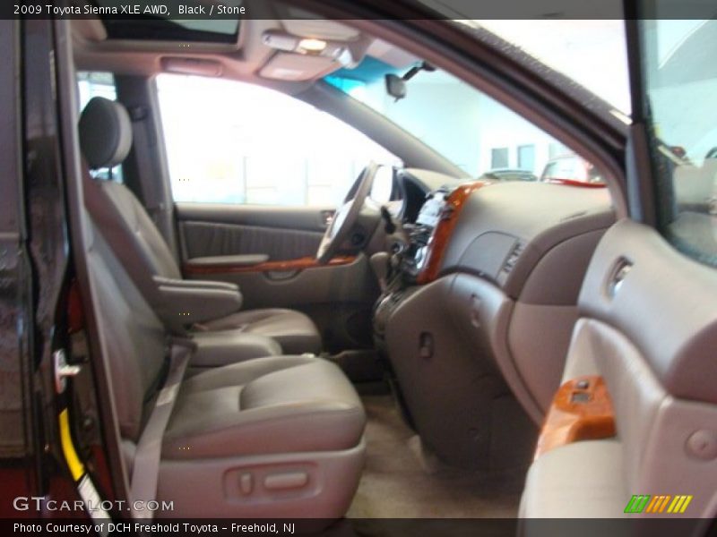 Black / Stone 2009 Toyota Sienna XLE AWD
