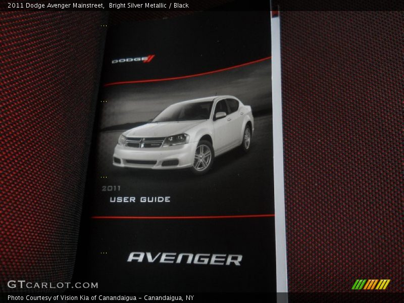 Bright Silver Metallic / Black 2011 Dodge Avenger Mainstreet
