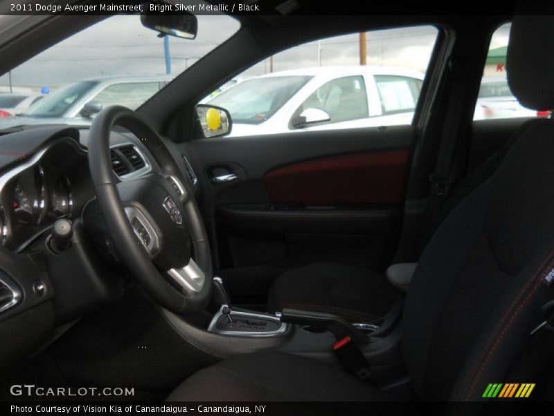 Bright Silver Metallic / Black 2011 Dodge Avenger Mainstreet