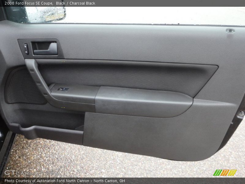 Black / Charcoal Black 2008 Ford Focus SE Coupe
