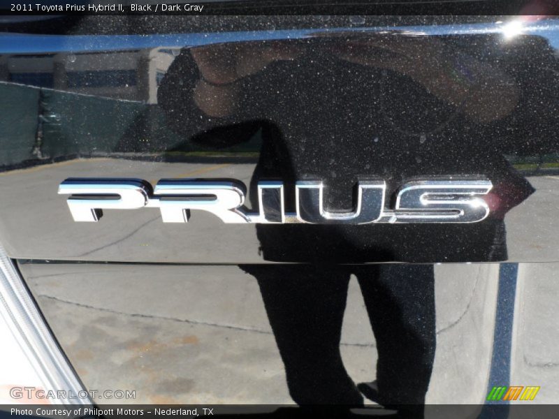 Black / Dark Gray 2011 Toyota Prius Hybrid II
