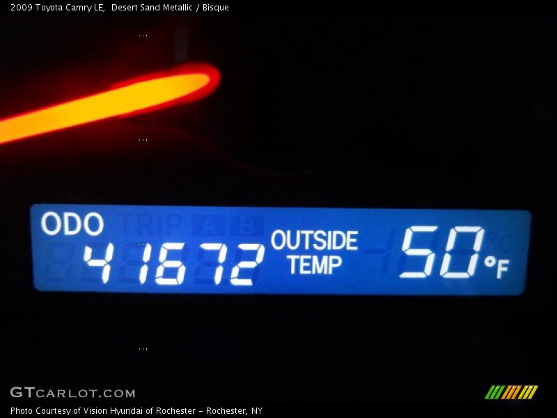 Desert Sand Metallic / Bisque 2009 Toyota Camry LE