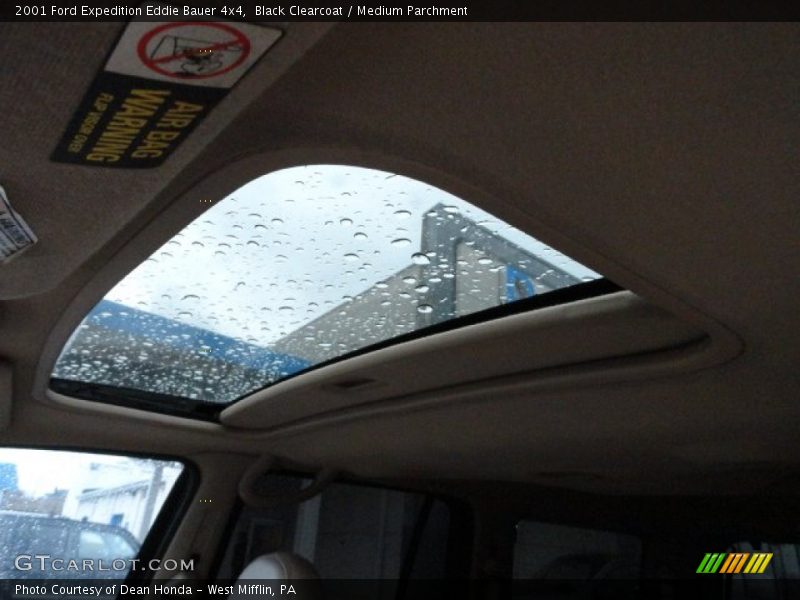 Black Clearcoat / Medium Parchment 2001 Ford Expedition Eddie Bauer 4x4