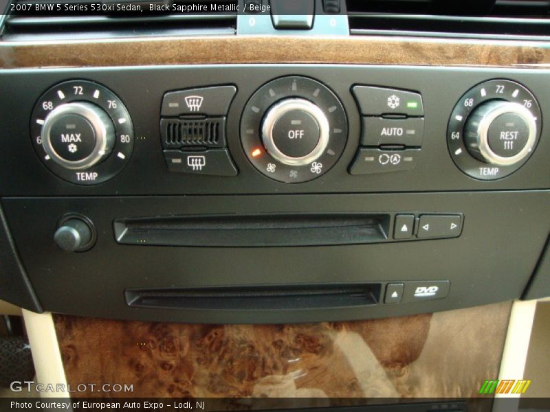 Controls of 2007 5 Series 530xi Sedan