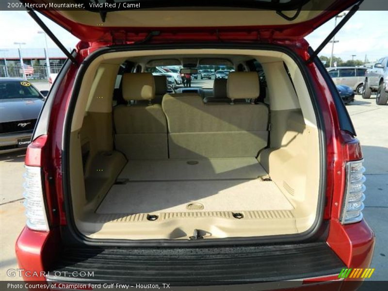  2007 Mountaineer  Trunk