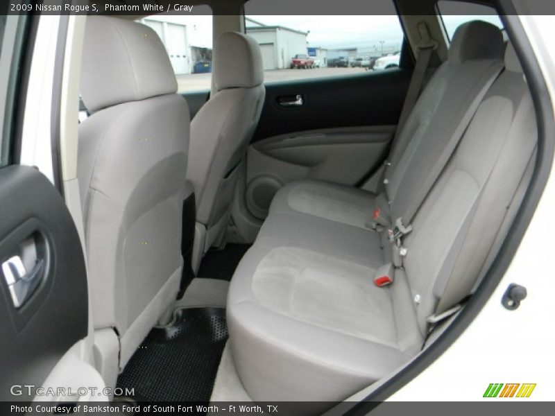 Phantom White / Gray 2009 Nissan Rogue S