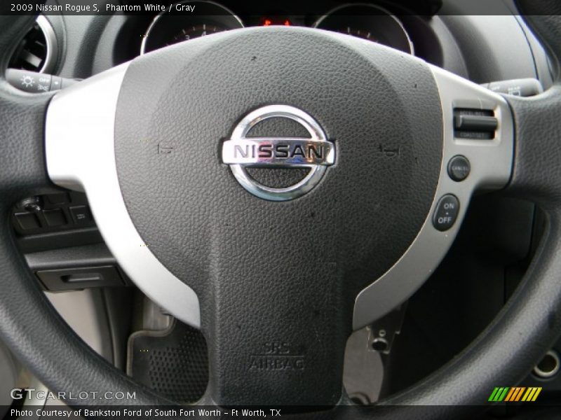 Phantom White / Gray 2009 Nissan Rogue S
