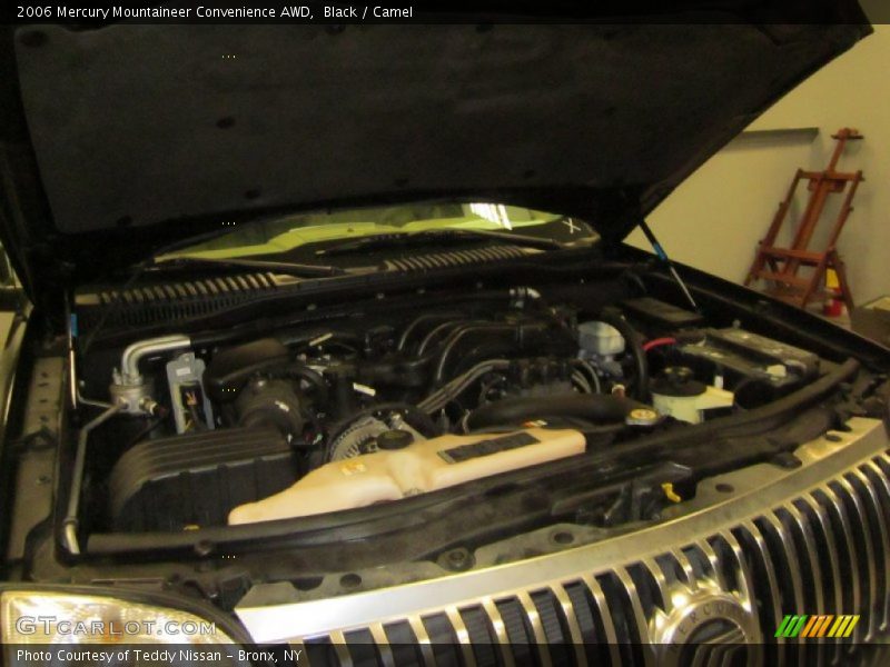 Black / Camel 2006 Mercury Mountaineer Convenience AWD