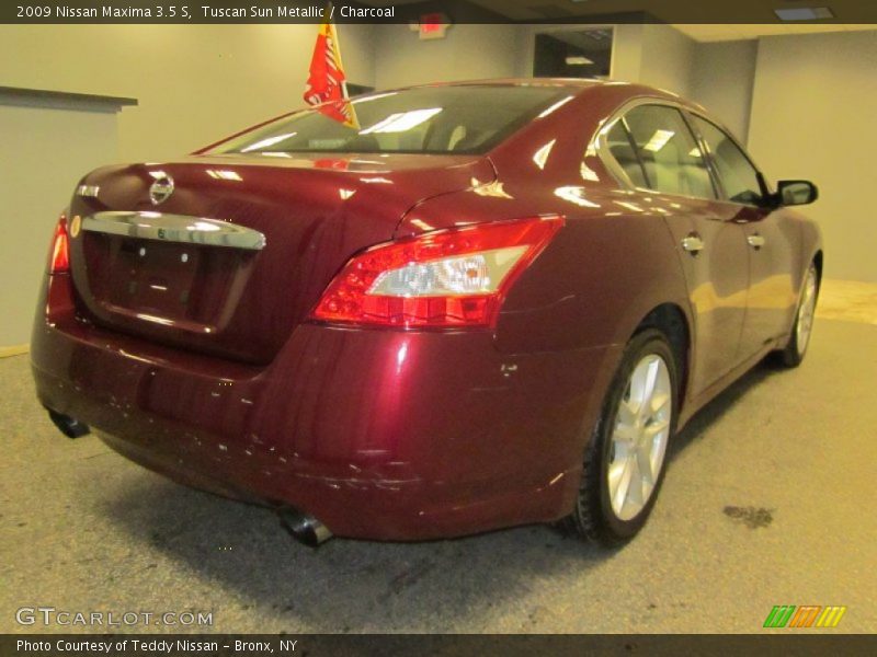 Tuscan Sun Metallic / Charcoal 2009 Nissan Maxima 3.5 S