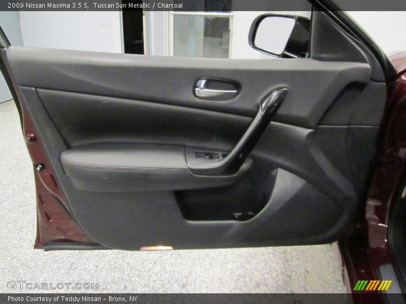Tuscan Sun Metallic / Charcoal 2009 Nissan Maxima 3.5 S