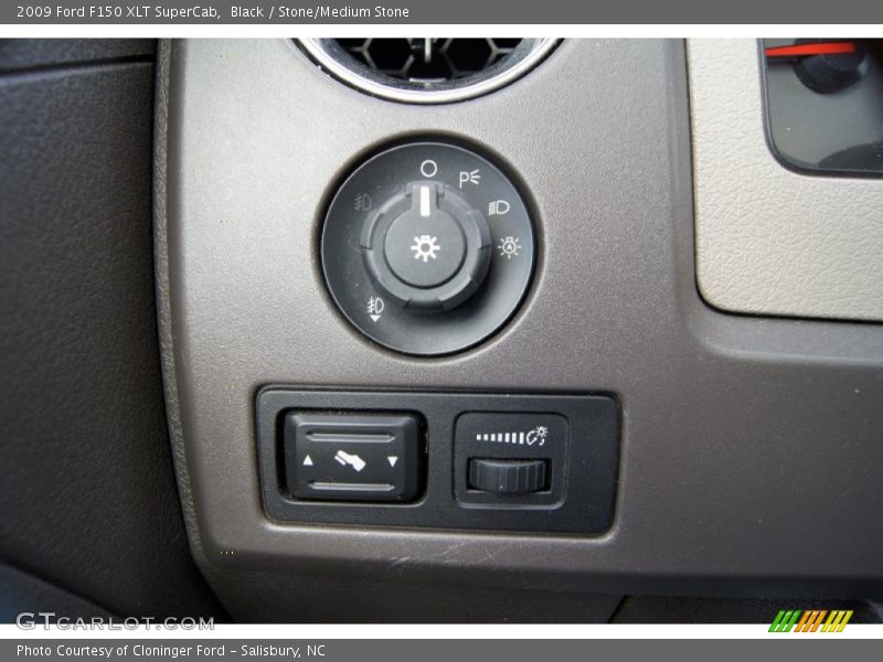 Black / Stone/Medium Stone 2009 Ford F150 XLT SuperCab