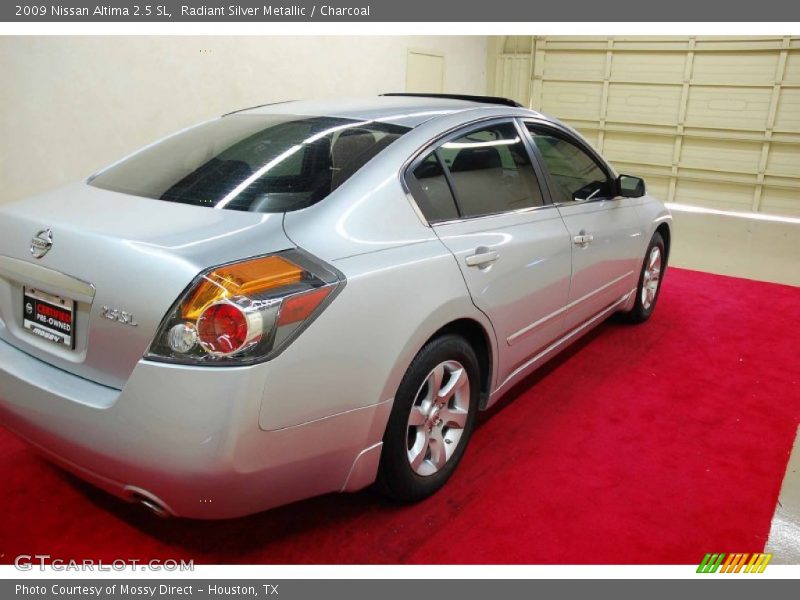 Radiant Silver Metallic / Charcoal 2009 Nissan Altima 2.5 SL