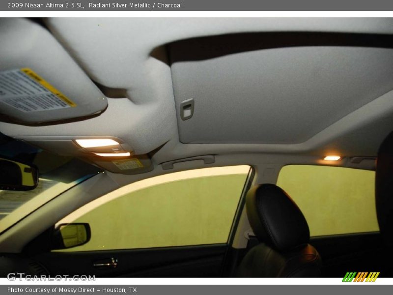 Radiant Silver Metallic / Charcoal 2009 Nissan Altima 2.5 SL