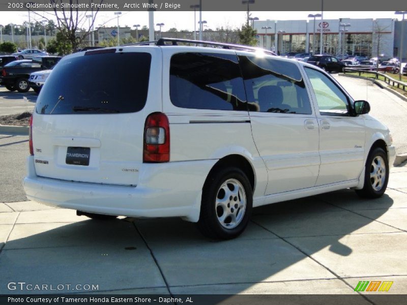 Arctic White / Beige 2003 Oldsmobile Silhouette Premiere