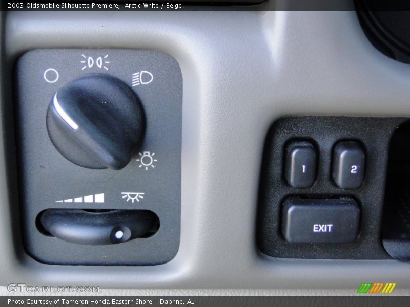 Controls of 2003 Silhouette Premiere