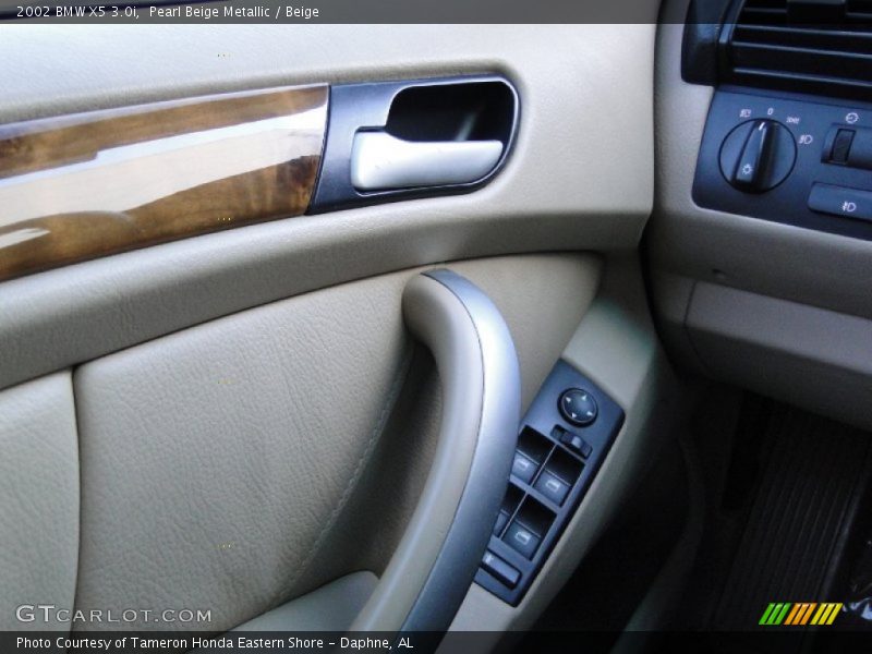 Pearl Beige Metallic / Beige 2002 BMW X5 3.0i