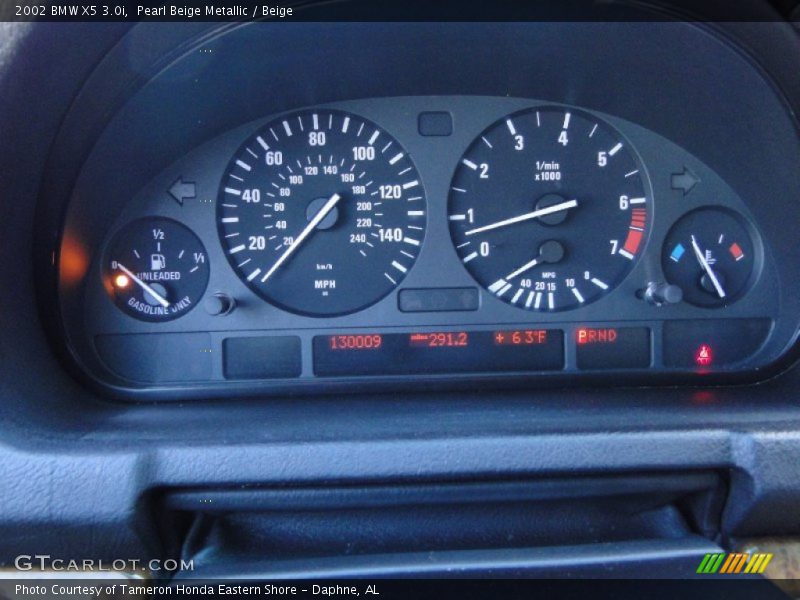 Pearl Beige Metallic / Beige 2002 BMW X5 3.0i